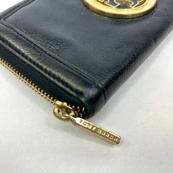 Tory Burch Amanda Zip-Around Continental Wallet Black Pebbled Leather - Picture 4 of 16